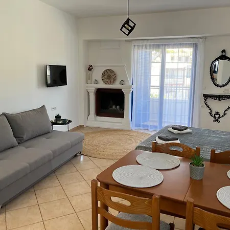 Appartement Elefanti Nani à Livadia  Extérieur photo