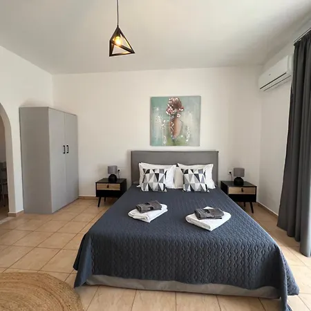 Appartement Elefanti Nani à Livadia  Extérieur photo